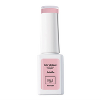 Flacon blanc du vernis semi-permanent 1944 Paris Gel Vegan Arielle NGV289, teinte rose tendre pastel, sur fond blanc.