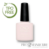 Flacon de vernis semi-permanent CND Shellac Satin Slippers, teinte rose lacté translucide et délicat, format 7,3ml, formule sans TPO.