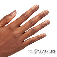 Vernis-Semi-Permanent-OPI-Flannel-Aerobics-Sans-TPO-Hand