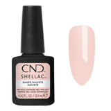 Nuancier nude beige rosé très clair accompagné du flacon CND Shellac Naked Naivete 12,5 ml