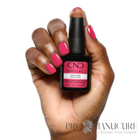 Manucure rose vif avec CND Shellac Pink Bikini 12,5 ml Sans TPO