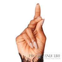 Manucure nude beige taupe avec OPI Coconuts Over OPI